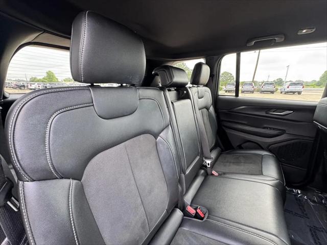 2025 Jeep Grand Cherokee Altitude 4x4