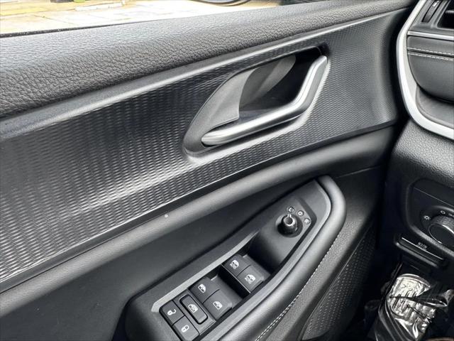 2025 Jeep Grand Cherokee Altitude 4x4