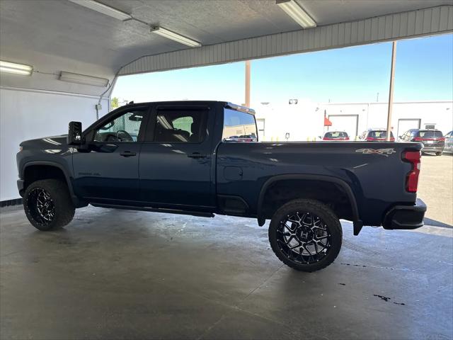 2020 Chevrolet Silverado 2500HD 4WD Crew Cab Standard Bed Custom