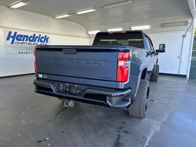2020 Chevrolet Silverado 2500HD 4WD Crew Cab Standard Bed Custom