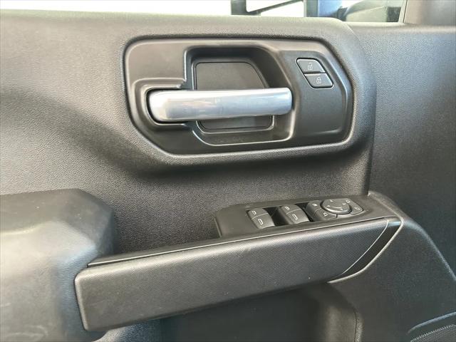 2020 Chevrolet Silverado 2500HD 4WD Crew Cab Standard Bed Custom