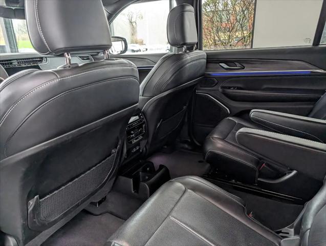 2023 Jeep Grand Cherokee L Overland 4x4
