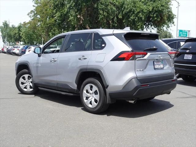 2023 Toyota RAV4 LE