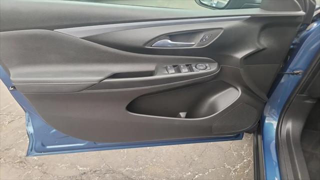 2024 Buick NV Preferred FWD