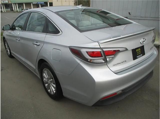 2017 Hyundai Sonata Hybrid SE