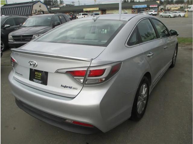 2017 Hyundai Sonata Hybrid SE
