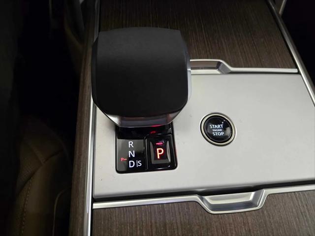 2026 Land Rover Range Rover P400 SE