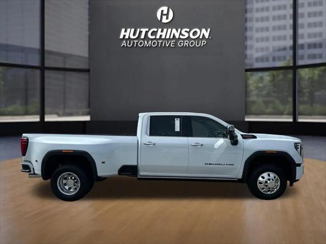 2026 GMC Sierra 3500HD Crew Cab, Long Bed, Denali Dual Rear Wheel, 4WD