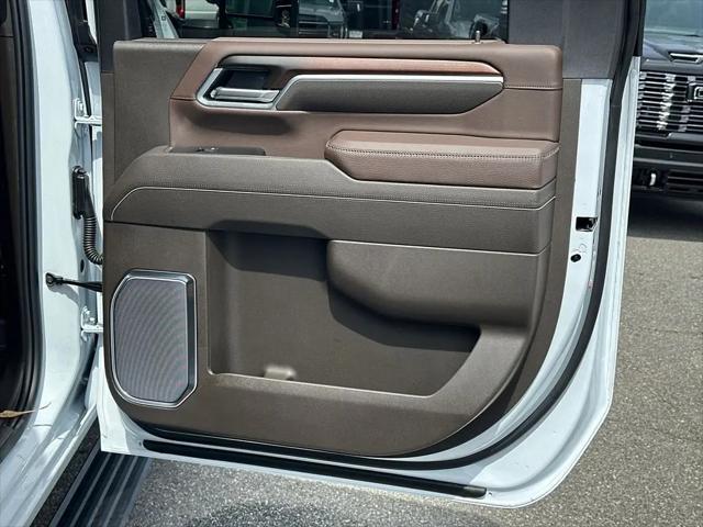 2026 GMC Sierra 3500HD Crew Cab, Long Bed, Denali Dual Rear Wheel, 4WD