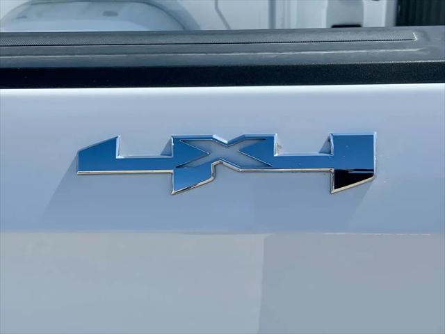 2025 GMC Sierra 1500 4WD Crew Cab Short Box Elevation with 3VL
