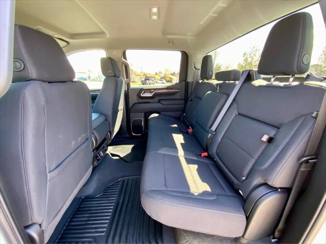 2025 GMC Sierra 1500 4WD Crew Cab Short Box Elevation with 3VL