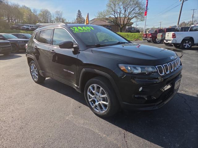 2022 Jeep Compass Latitude Lux 4x4 2022 Jeep Compass Latitude Lux 4x4