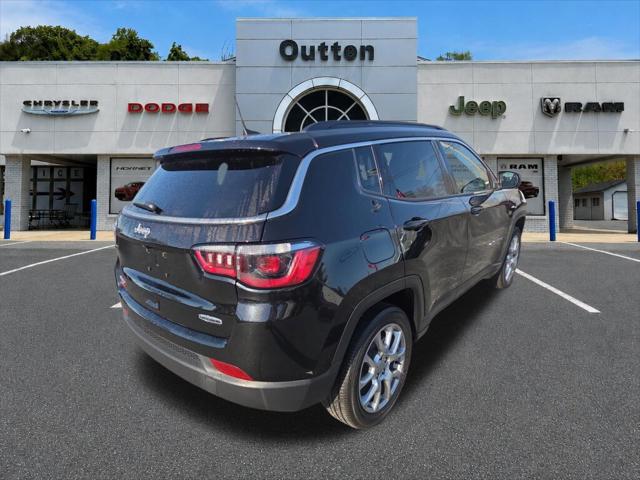 2022 Jeep Compass Latitude Lux 4x4 2022 Jeep Compass Latitude Lux 4x4