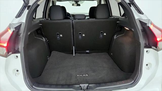 2024 Nissan Kicks S Xtronic CVT