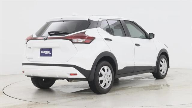 2024 Nissan Kicks S Xtronic CVT
