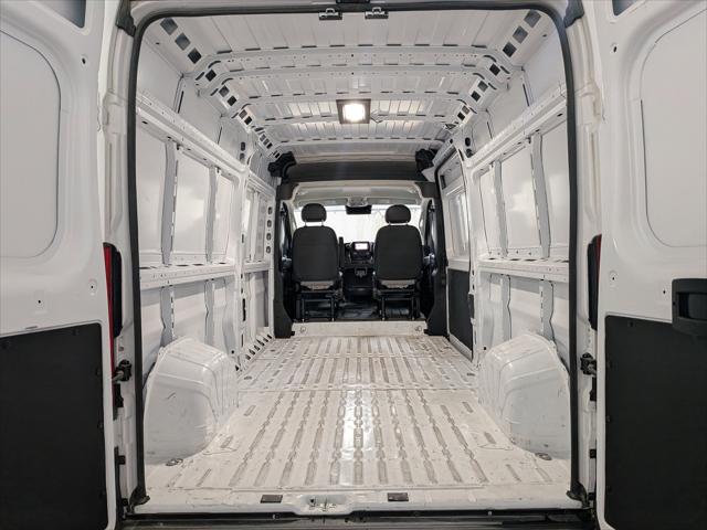 2025 Ram ProMaster 2500 Cargo Van Tradesman High Roof 159" WB w/Pass Seat