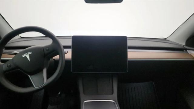 2025 Tesla Model Y Long Range Dual Motor All-Wheel Drive
