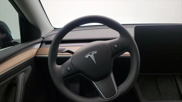 2025 Tesla Model Y Long Range Dual Motor All-Wheel Drive