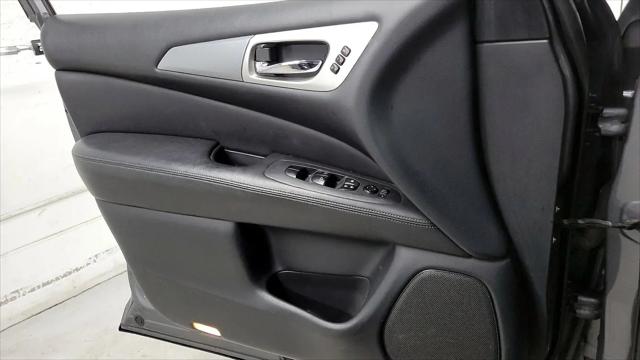 2020 Nissan Pathfinder SL 4WD