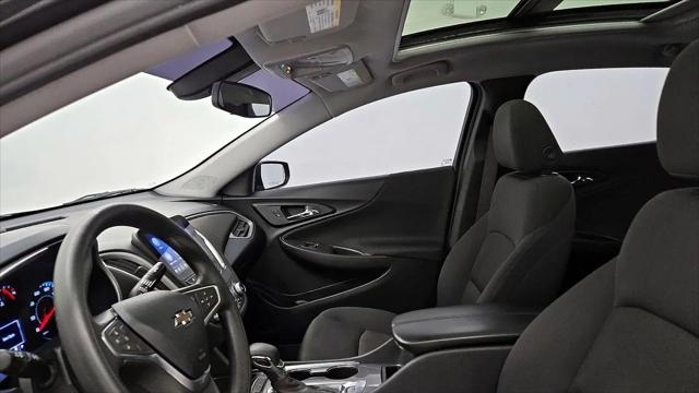 2022 Chevrolet Malibu FWD LT