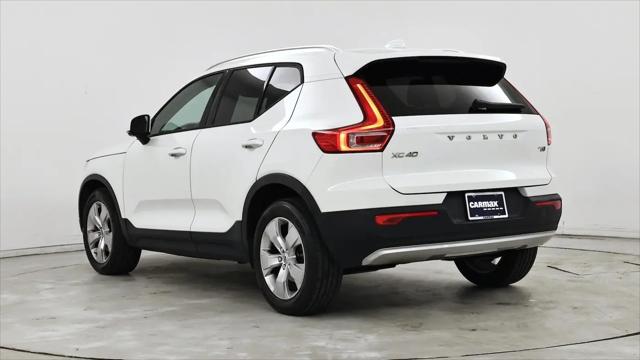 2019 Volvo XC40 T5 Momentum