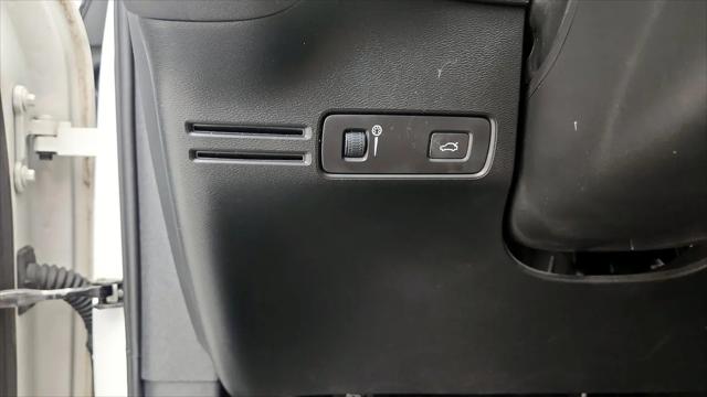 2019 Volvo XC40 T5 Momentum