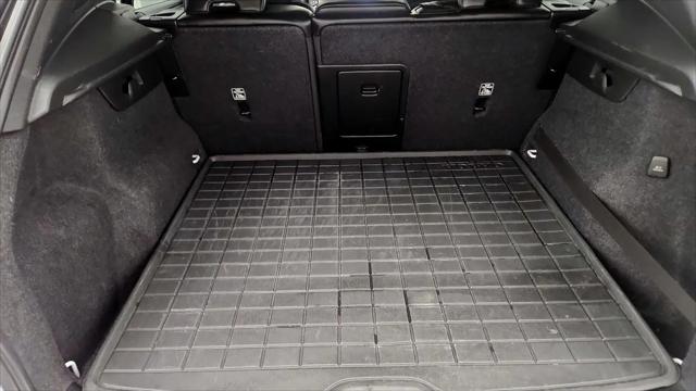 2019 Volvo XC40 T5 Momentum