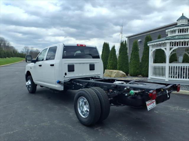 2026 RAM 3500 Chassis RAM 3500 TRADESMAN CREW CAB CHASSIS 4X4 60 CA