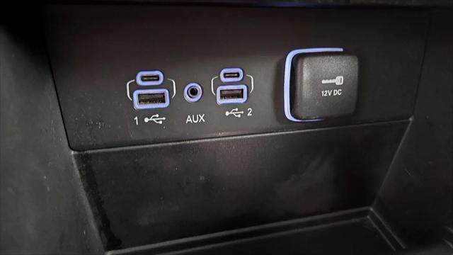 2024 Jeep Grand Cherokee Laredo 4x2