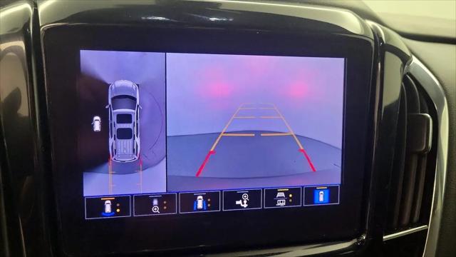 2023 Chevrolet Traverse AWD LT Leather
