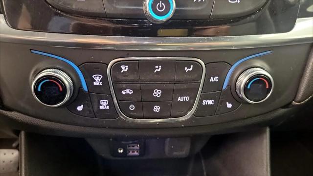 2023 Chevrolet Traverse AWD LT Leather