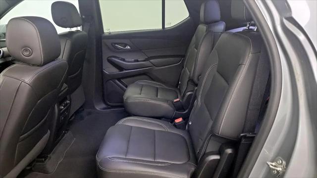 2023 Chevrolet Traverse AWD LT Leather