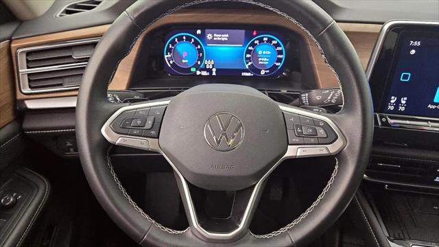 2025 Volkswagen Atlas 2.0T SE w/Technology