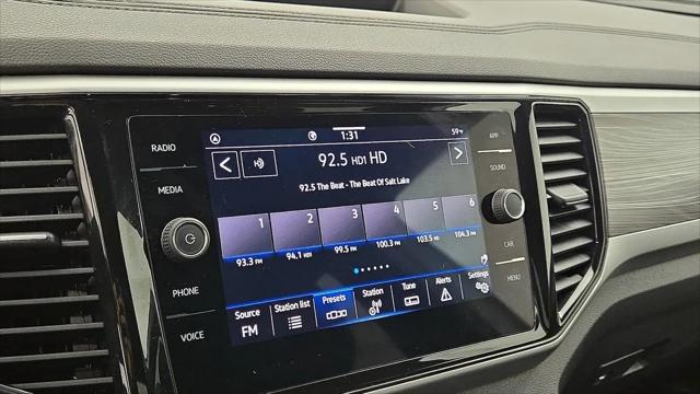 2023 Volkswagen Atlas Cross Sport 2.0T SE w/Technology