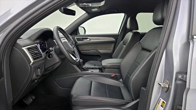 2023 Volkswagen Atlas Cross Sport 2.0T SE w/Technology