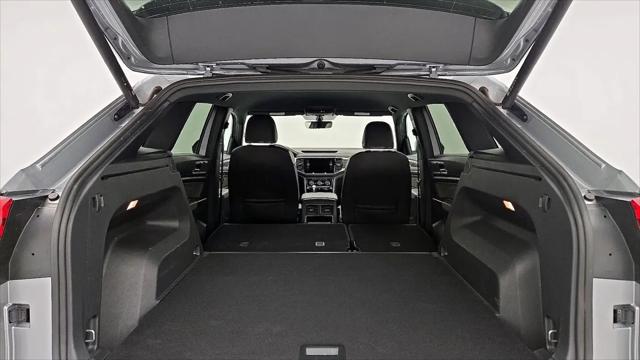 2023 Volkswagen Atlas Cross Sport 2.0T SE w/Technology
