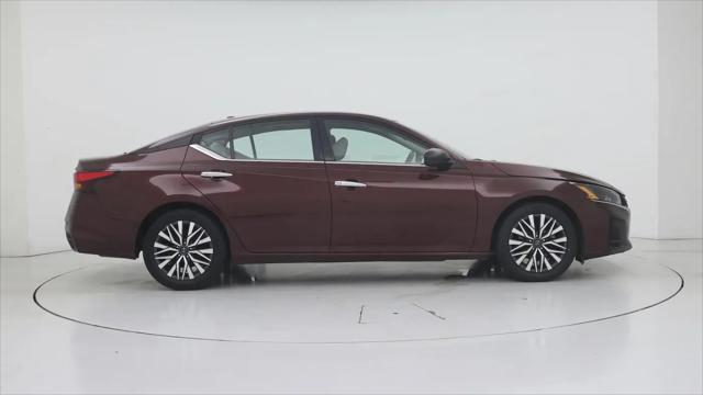 2024 Nissan Altima SV FWD