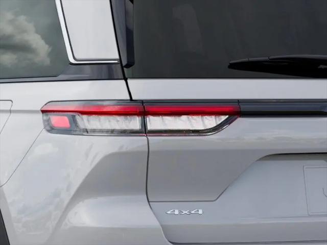 2026 Jeep Grand Cherokee Laredo 4x4