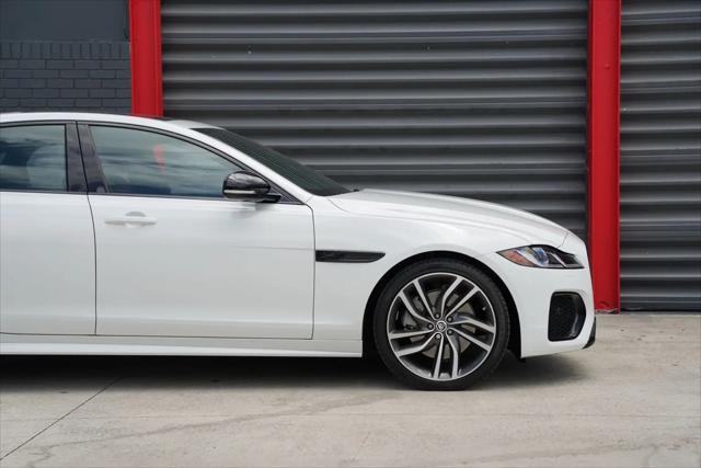2024 Jaguar XF R-Dynamic SE P250 AWD Automatic