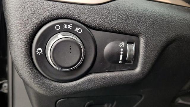 2017 Jeep Cherokee Sport FWD