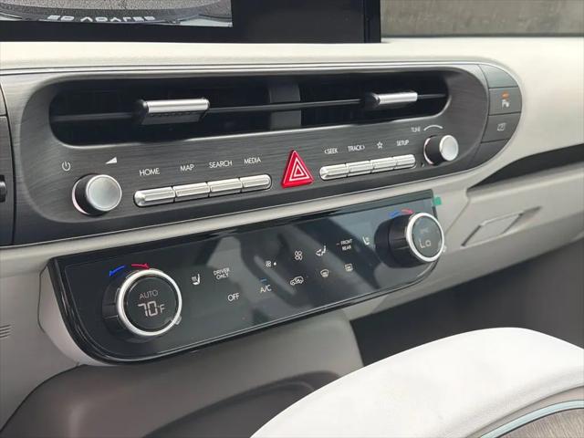 2026 Hyundai Palisade Hybrid Blue SEL 8P