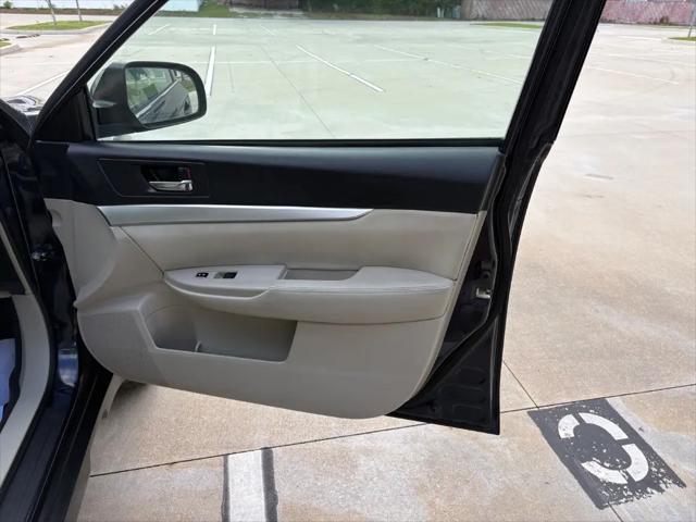 2012 Subaru Outback 2.5i Premium