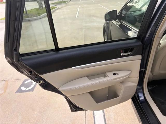 2012 Subaru Outback 2.5i Premium