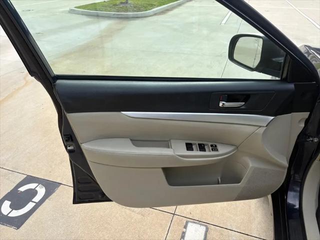 2012 Subaru Outback 2.5i Premium