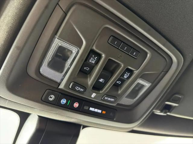 2022 GMC Sierra 2500HD 4WD Crew Cab Standard Bed Denali