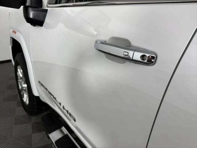 2022 GMC Sierra 2500HD 4WD Crew Cab Standard Bed Denali