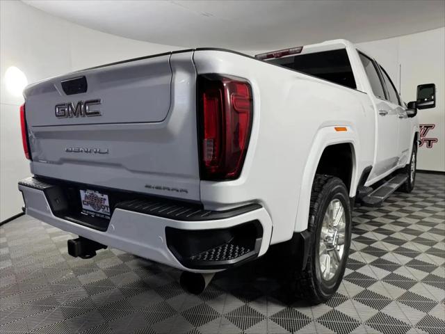 2022 GMC Sierra 2500HD 4WD Crew Cab Standard Bed Denali