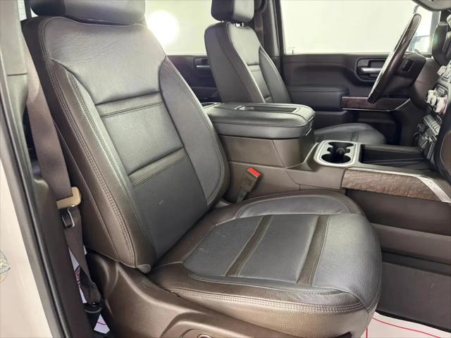 2022 GMC Sierra 2500HD 4WD Crew Cab Standard Bed Denali
