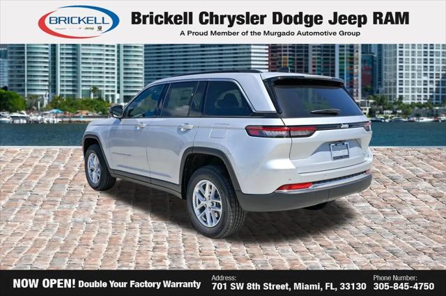 2026 Jeep Grand Cherokee Laredo 4x2