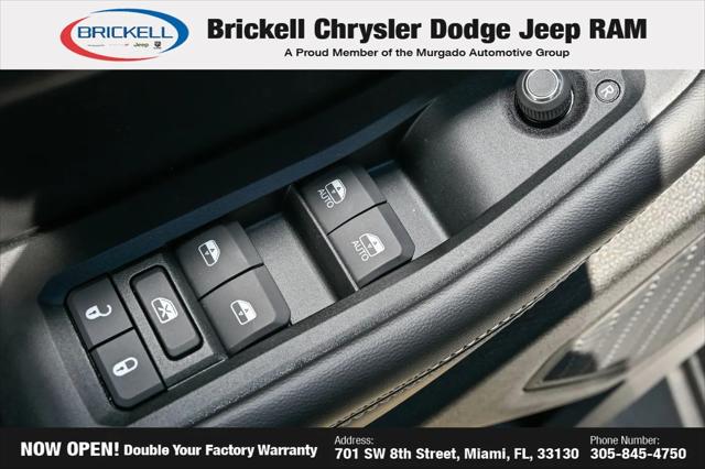 2026 Jeep Grand Cherokee Laredo 4x2